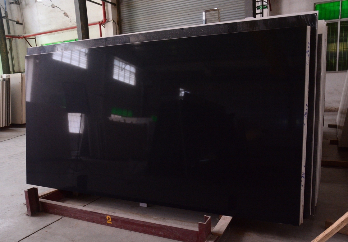 Rekayasa Meja Batu Kuarsa Buatan Worktop Warna Hitam Murni 3000 * 1400 * 15mm