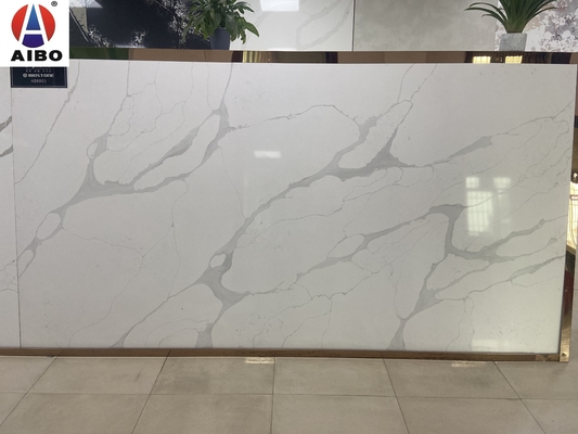 Ketahanan Tinggi Calacatta White Quartz Stone Polished Surface Strong Crack Resistance
